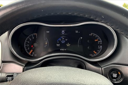 Used 2018 Jeep Grand Cherokee Laredo image 21