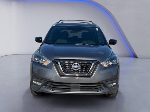 Used 2020 Nissan Kicks SR image 10