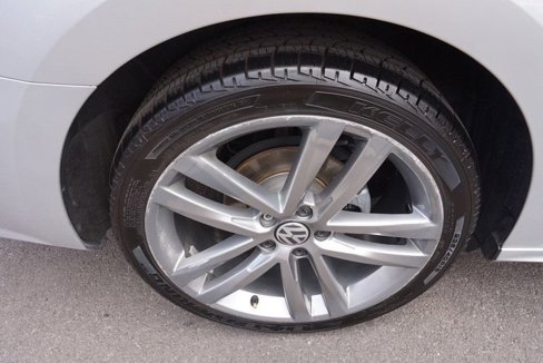 Used 2018 Volkswagen Passat 2.0T image 13