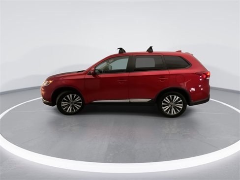 Used 2020 Mitsubishi Outlander SE image 9