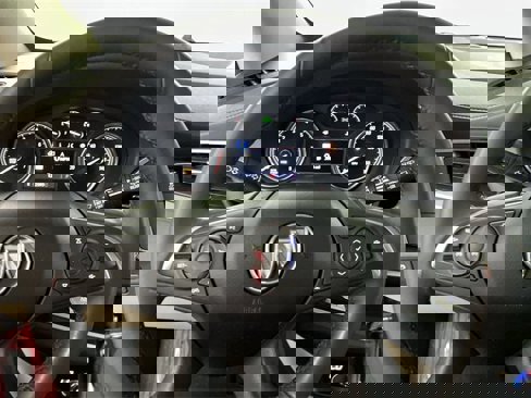 Used 2020 Buick Enclave Essence w/ Sound and Sites Package image 11