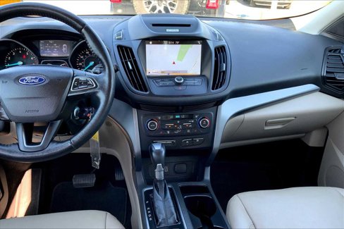 Used 2017 Ford Escape SE w/ SE Leather Comfort Package image 6