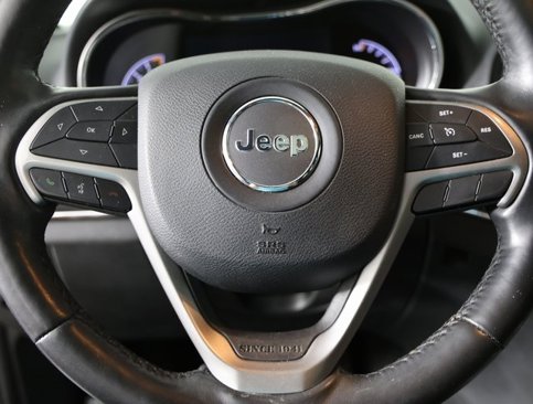Used 2021 Jeep Grand Cherokee Limited image 15