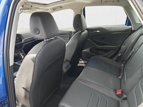 Certified 2024 Volkswagen Jetta SEL image 18