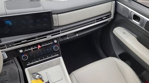 Certified 2024 Hyundai Santa Fe SEL image 6