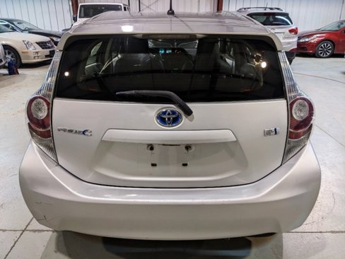 Used 2012 Toyota Prius C Three image 5