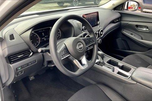 Used 2024 Nissan Sentra SV image 13