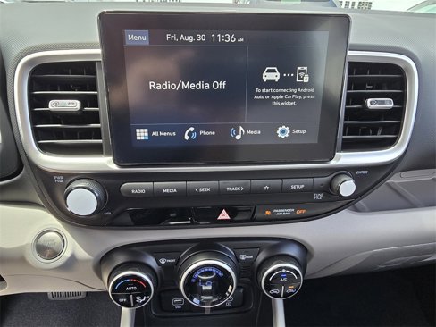 New 2025 Hyundai Venue SEL image 19