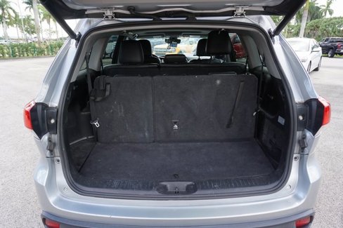Used 2017 Toyota Highlander FWD V6 image 14