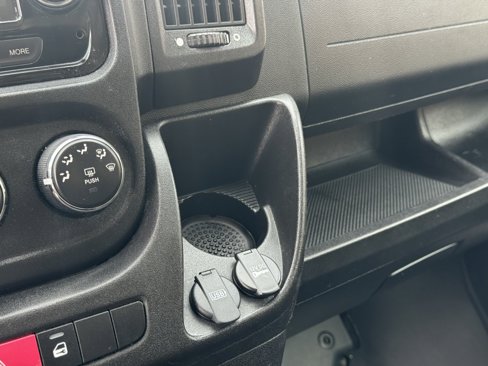 Used 2017 RAM ProMaster 2500 image 20