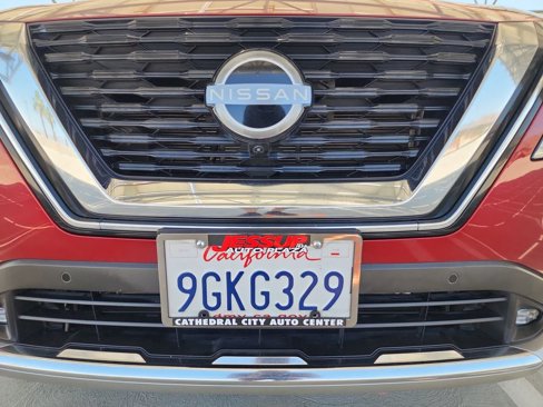 Used 2022 Nissan Rogue Platinum w/ Head-Up Display Package image 32