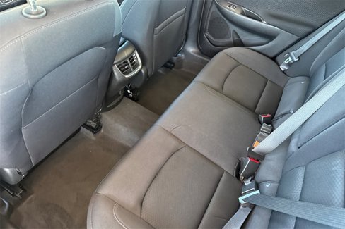Used 2023 Chevrolet Malibu LT image 5