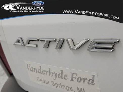 Used 2023 Ford Escape Active w/ Cold Weather Package image 6
