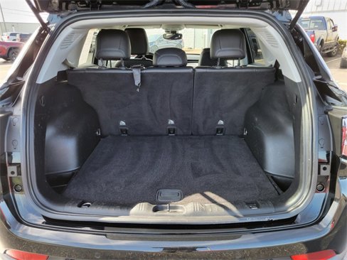 Used 2022 Jeep Compass Limited image 35