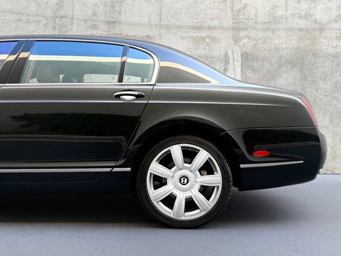 Used 2006 Bentley Flying Spur Flying Spur image 8