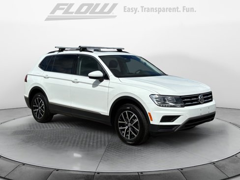 Used 2021 Volkswagen Tiguan SE w/ Panoramic Sunroof Package image 1