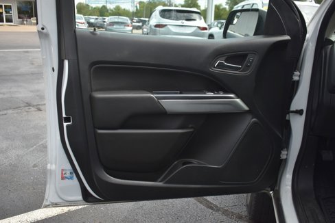 Used 2022 Chevrolet Colorado LT w/ Fleet Safety Package image 11