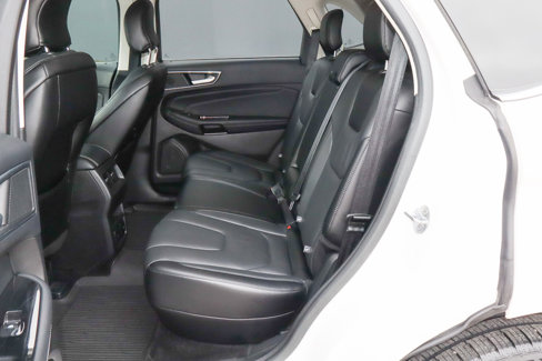 Used 2017 Ford Edge Titanium w/ Technology Package image 8