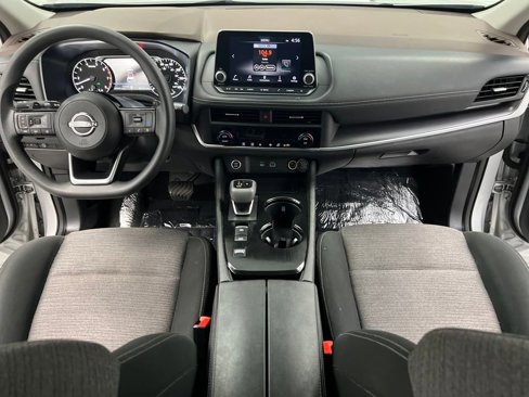 Used 2023 Nissan Rogue SV image 35