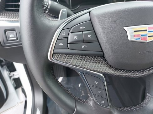 Certified 2022 Cadillac XT5 Sportv image 17