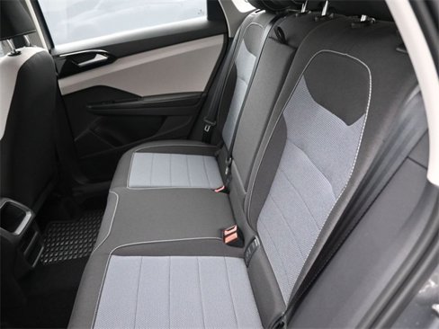 New 2025 Volkswagen Taos S image 10