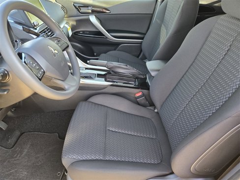 New 2025 Mitsubishi Eclipse Cross LE image 10