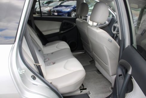 Used 2012 Toyota RAV4 EV image 21