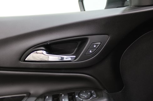 Used 2021 Chevrolet Equinox LT image 8