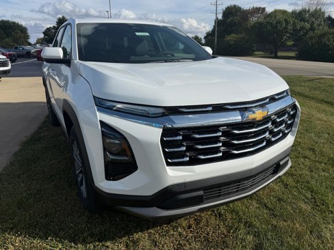 New 2026 Chevrolet Equinox LT w/ Convenience Package II image 1