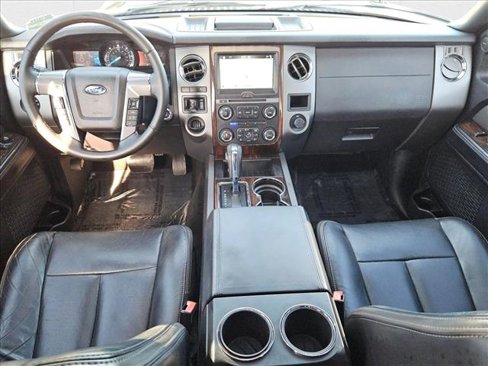 Used 2016 Ford Expedition Platinum image 19
