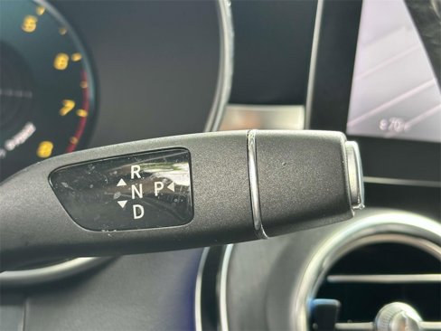 Used 2022 Mercedes-Benz GLC 300 4MATIC image 11