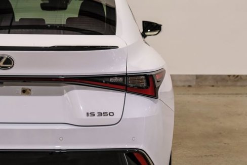 Used 2023 Lexus IS 350 F Sport image 10