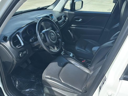 Used 2020 Jeep Renegade Limited image 9