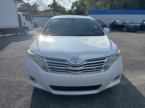 Used 2010 Toyota Venza image 2