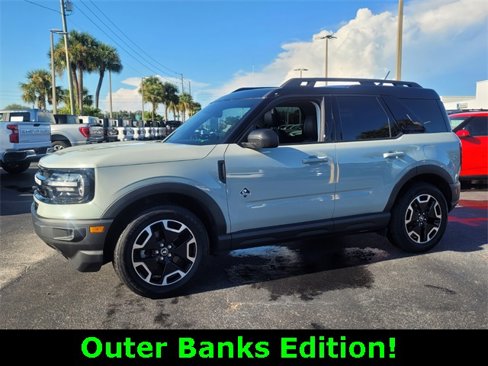 Used 2022 Ford Bronco Sport Outer Banks w/ Tech Package image 3