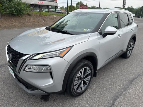 Used 2023 Nissan Rogue SV image 7