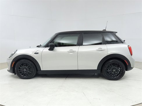 Used 2020 MINI Cooper 4-Door Hardtop w/ Storage Package image 4