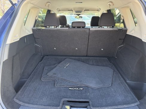 Used 2023 Nissan Rogue SV image 7