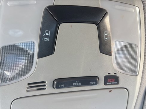 Used 2018 Toyota Sienna LE image 38