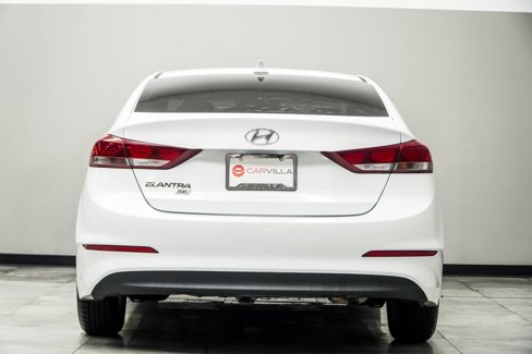 Used 2017 Hyundai Elantra SE image 11