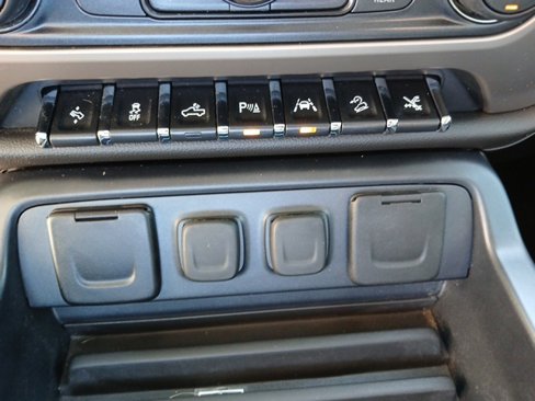Used 2018 GMC Sierra 1500 Denali w/ Denali Ultimate Package image 44