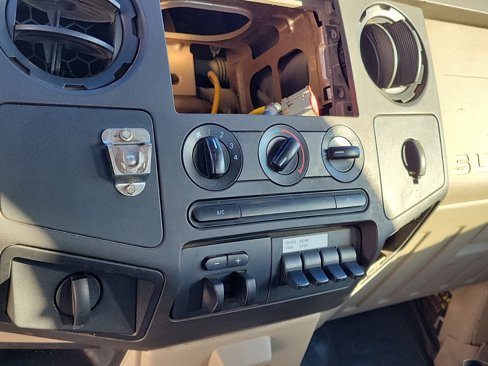 Used 2009 Ford F450 XL image 28