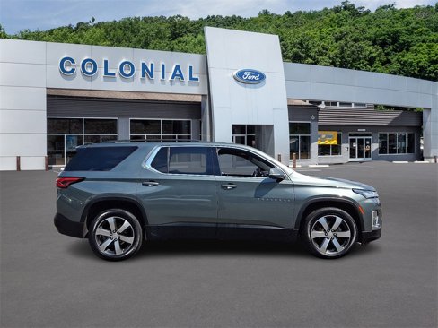 Used 2022 Chevrolet Traverse LT w/ LT Premium Package image 7