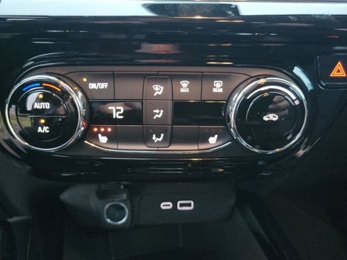 New 2025 Chevrolet Trax ACTIV w/ Driver Confidence Package image 24
