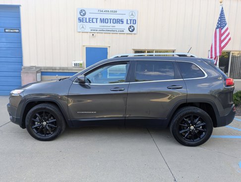 Used 2014 Jeep Cherokee Limited image 3