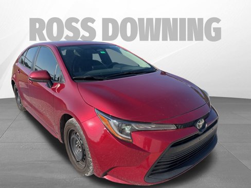 Used 2024 Toyota Corolla LE image 3