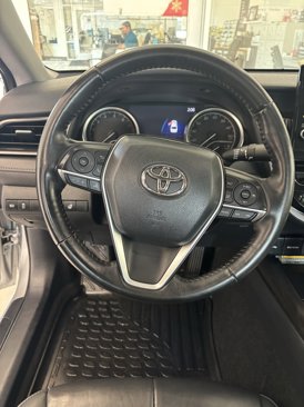 Certified 2021 Toyota Camry XLE image 12
