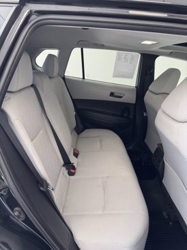 Used 2022 Toyota Corolla Cross LE w/ Moonroof Package image 20