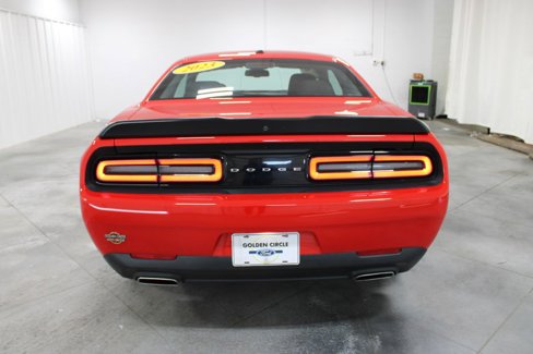 Used 2023 Dodge Challenger SXT image 8