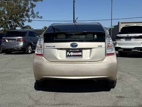 Used 2011 Toyota Prius Three image 7